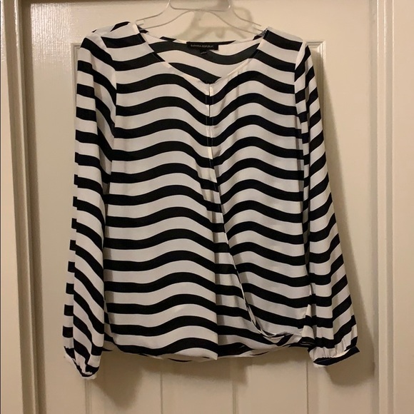Banana Republic Tops - Banana Republic wave striped shirt with front slit